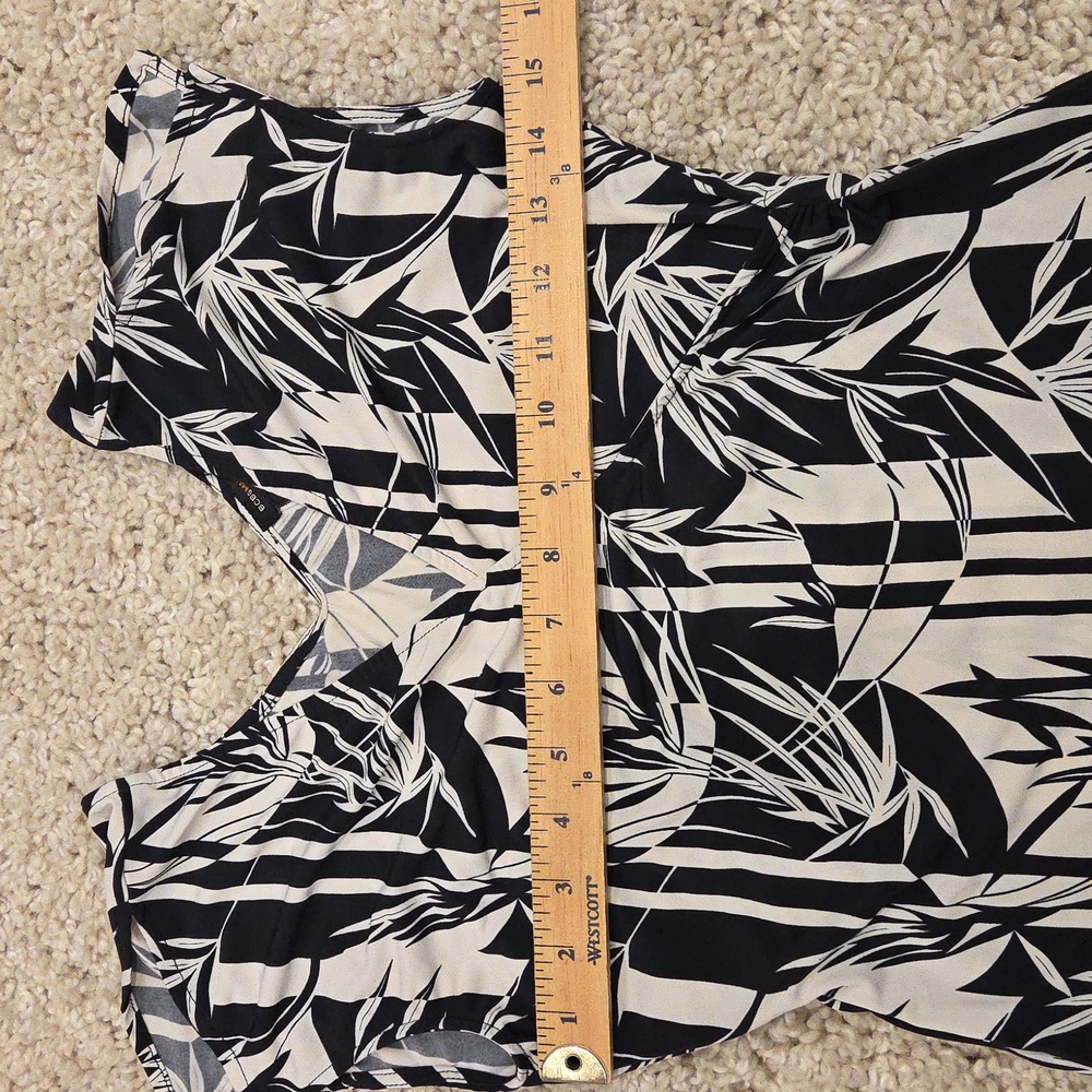 BCBGMaxAzria Top Size S - Picture 6 of 8